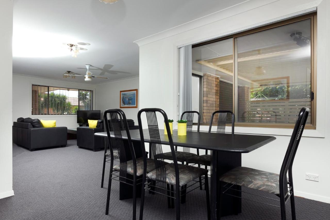 Lake House On Elouera - Linen Not Included 포스터 외부 사진